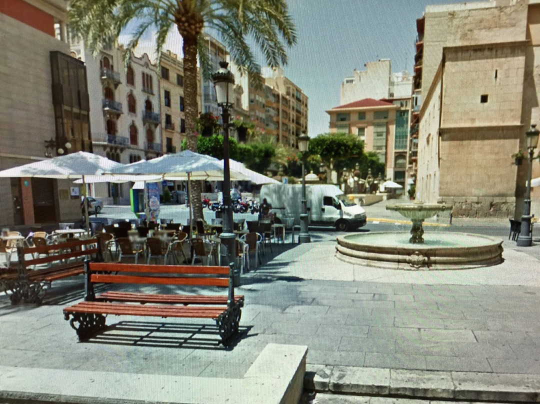 Plaça de la Mercè景点图片