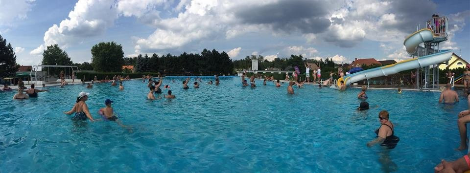 Open-air summer swimming pool Malacky景点图片