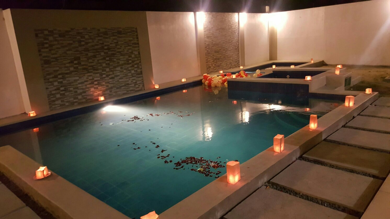 Cassandras Place-浴室