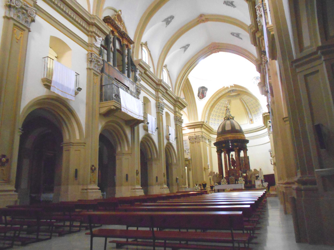 La Pinilla旅游景点-Iglesia de San Juan Bautista