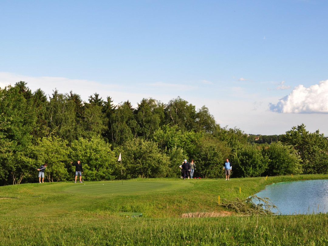 La Pinetina Golf Club-阿皮亚诺真蒂莱必去景点