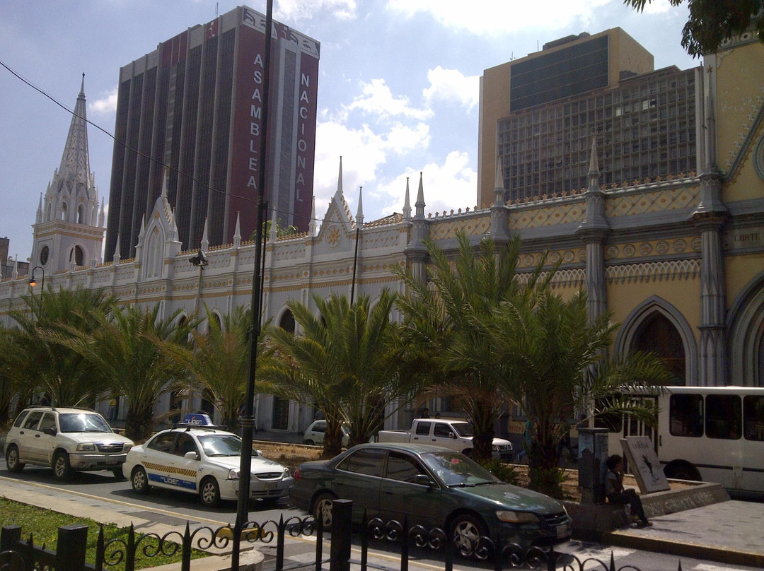 El Palacio de Las Academias景点图片