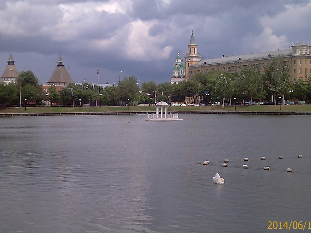 Swan Lake-阿斯特拉罕必去景点