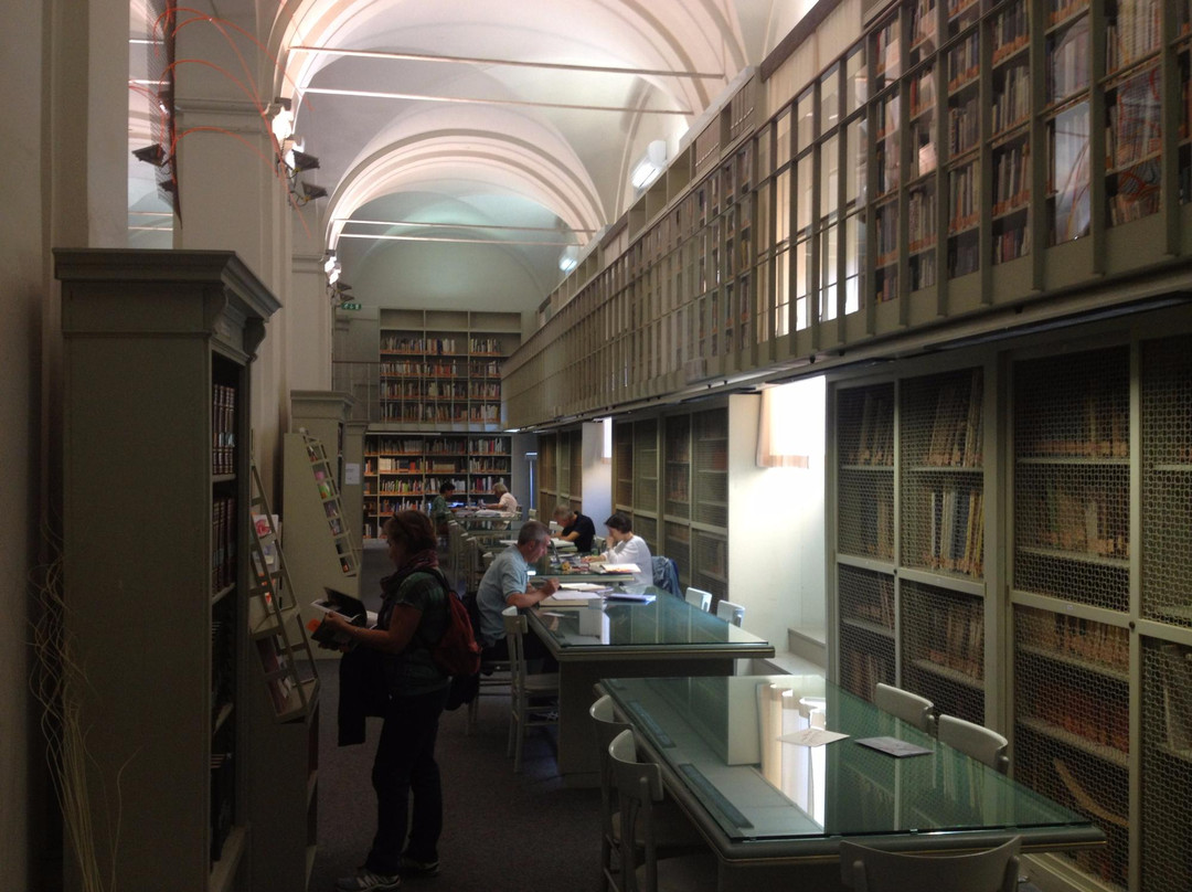 Biblioteca Civica d'Arte Luigi Poletti景点图片