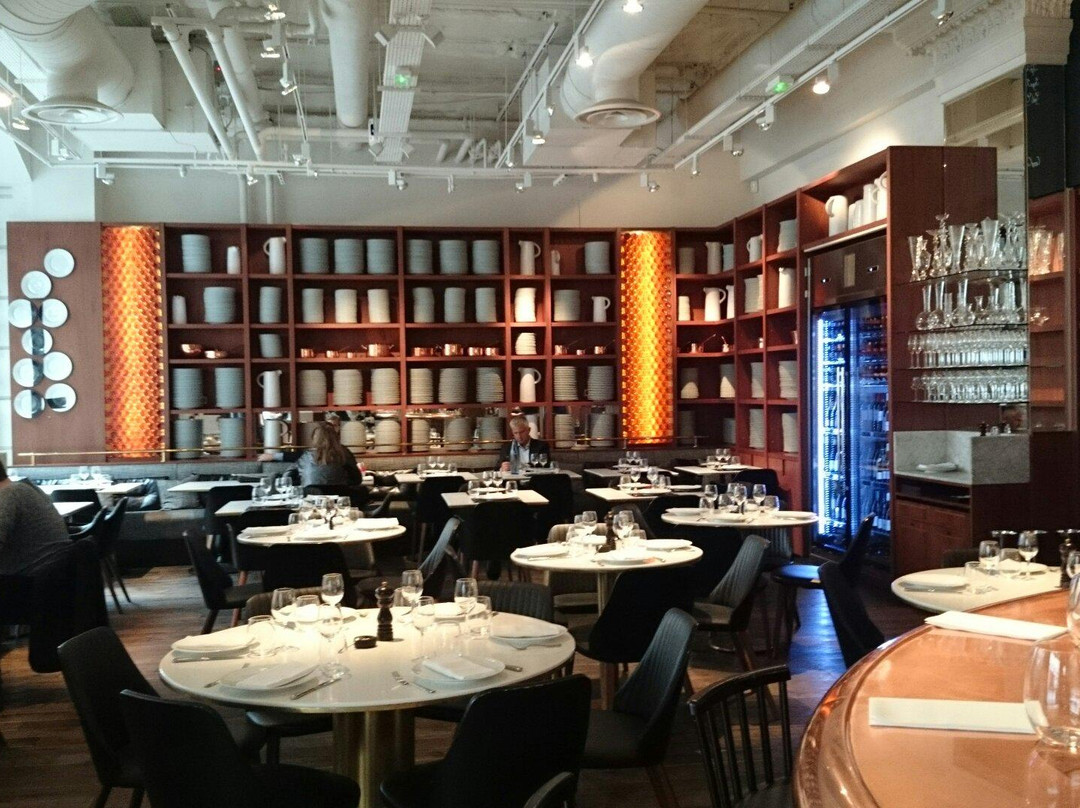 盖尔·圣拉扎演团-巴黎必去景点