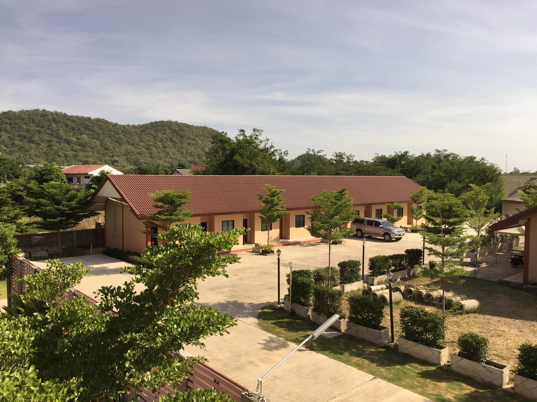 Uthaitara Hill