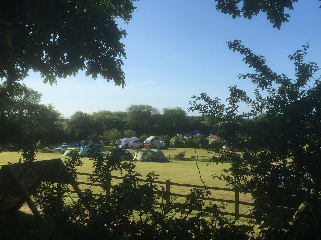Leadstone Camping