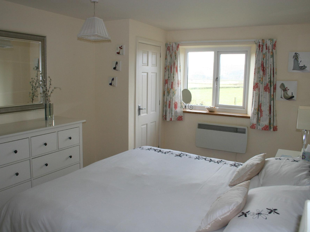 Birslack Grange主图