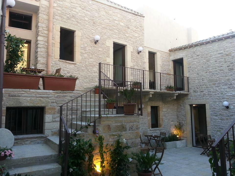 Residence San Martino - Rooms & Suite Apartments