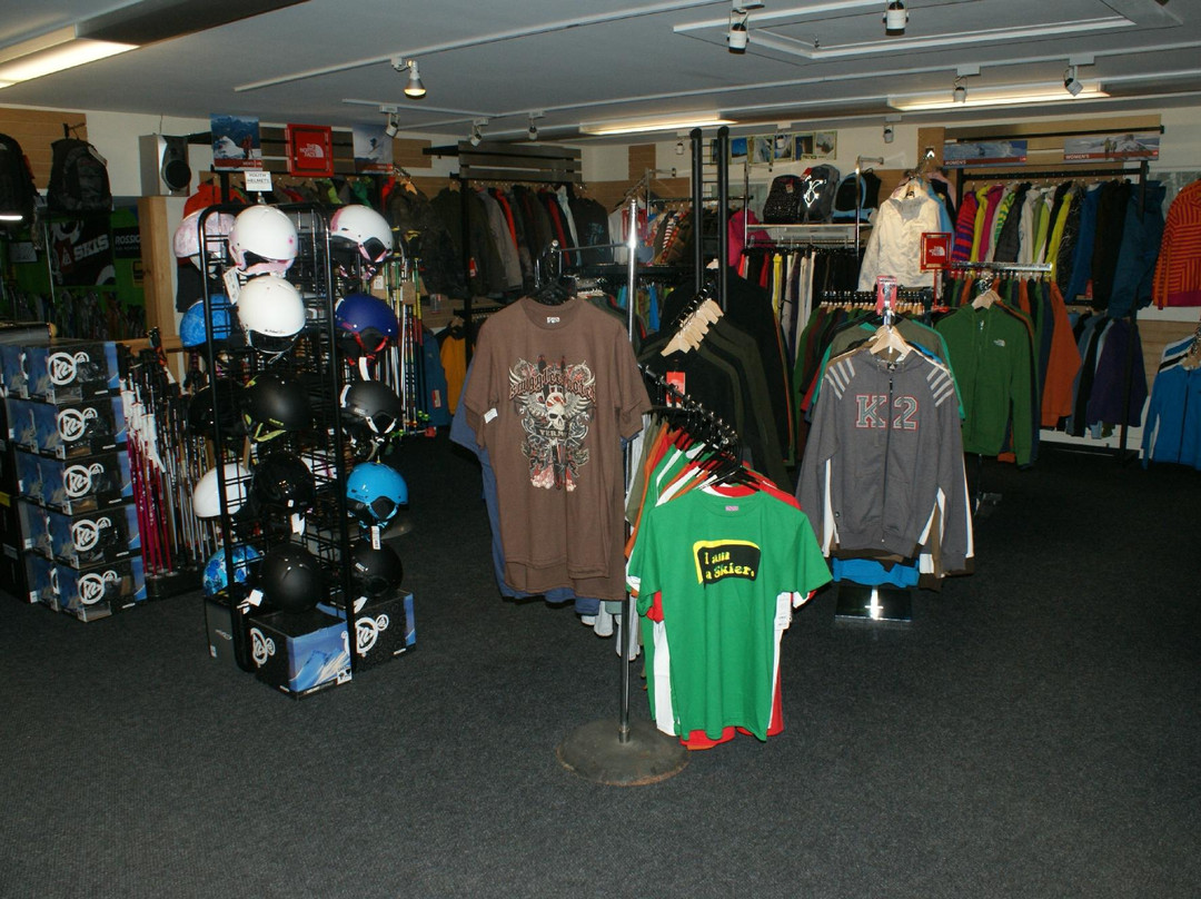 Triple Diamond Ski Shop-Jeffersonville必去景点