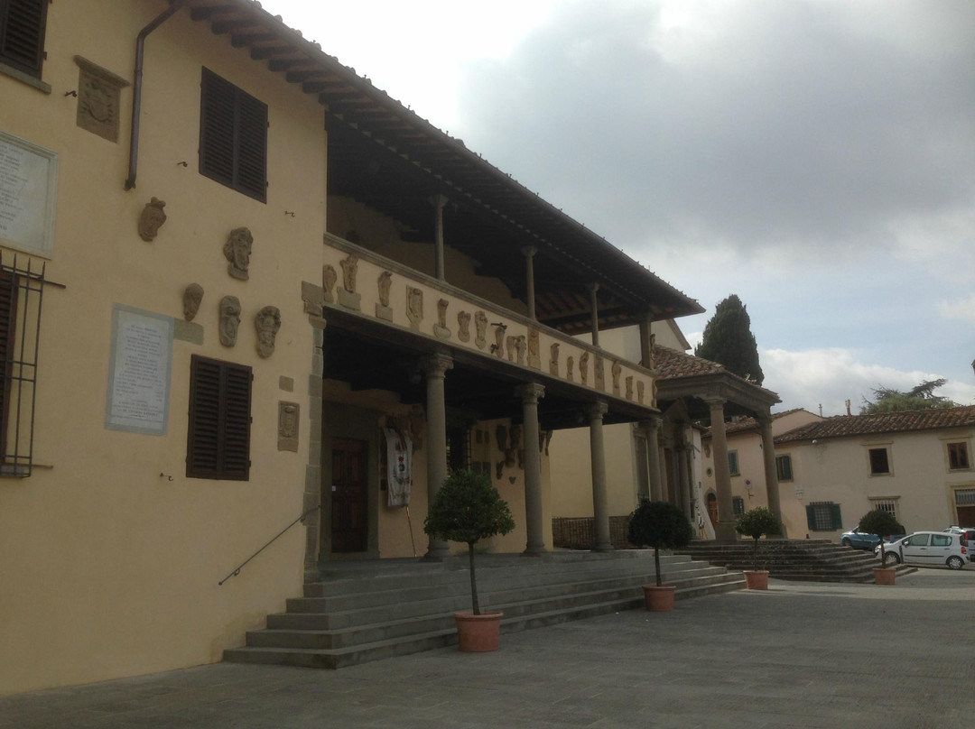 Piazza Mino-菲耶索莱必去景点