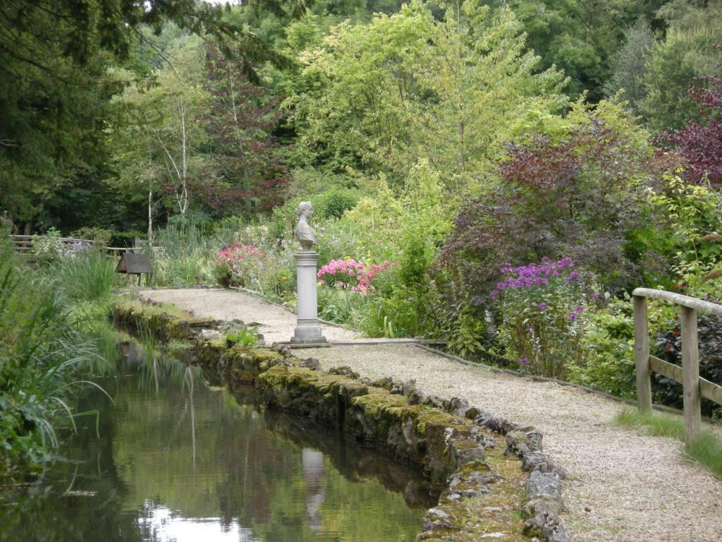 Cascades Gardens-Bonsall必去景点