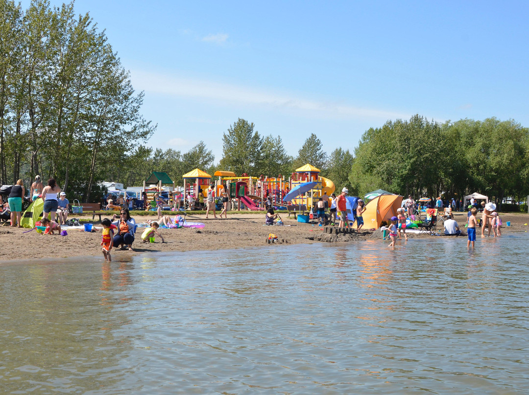 Aspen Beach Provincial Park-Bentley必去景点