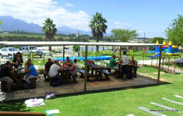 Glentana餐馆和美食-Calandra Restaurant