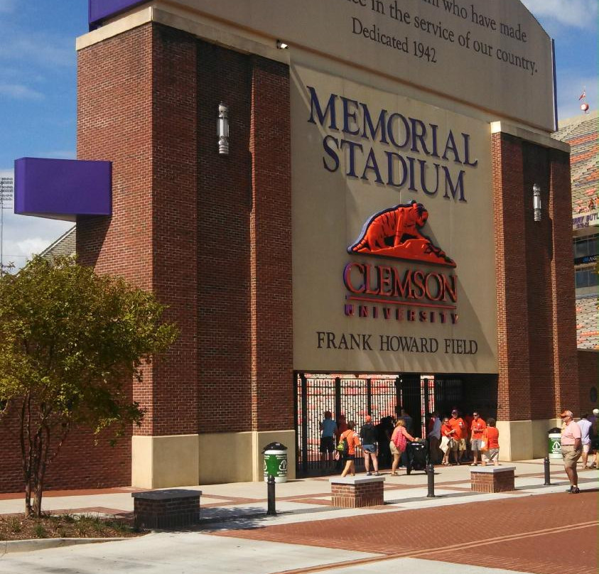 Memorial Stadium景点图片