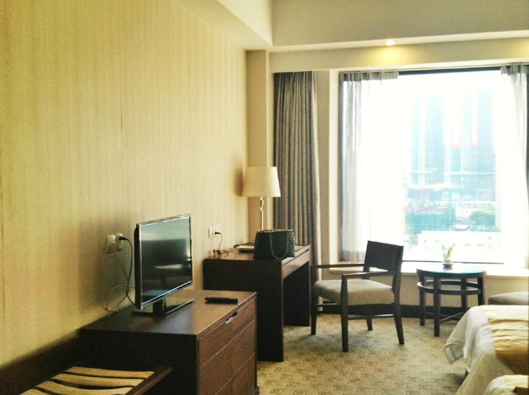 澳城花园酒店主图