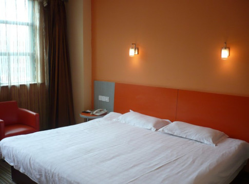 如家派柏·云酒店(昆山白马泾地铁站店)主图