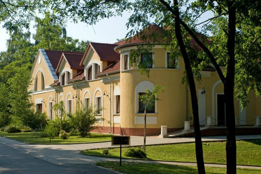 Ladánybene旅游攻略图片