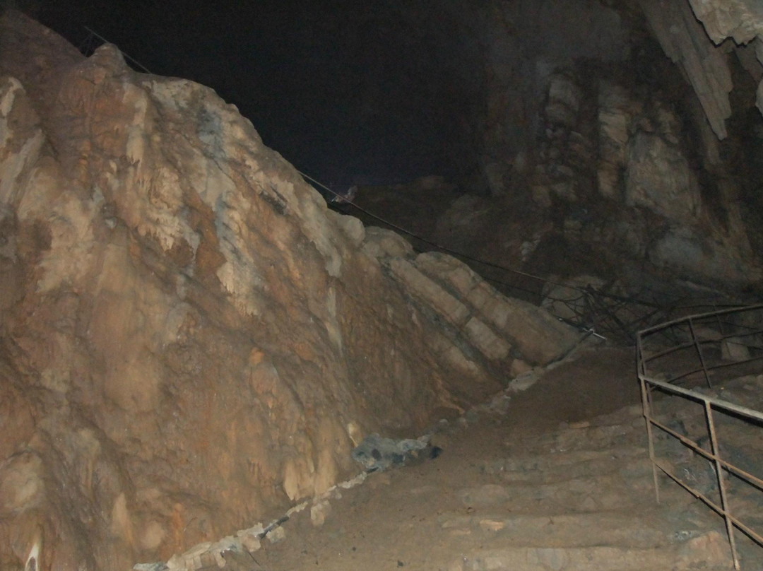 月亮水岩-阳朔县必去景点