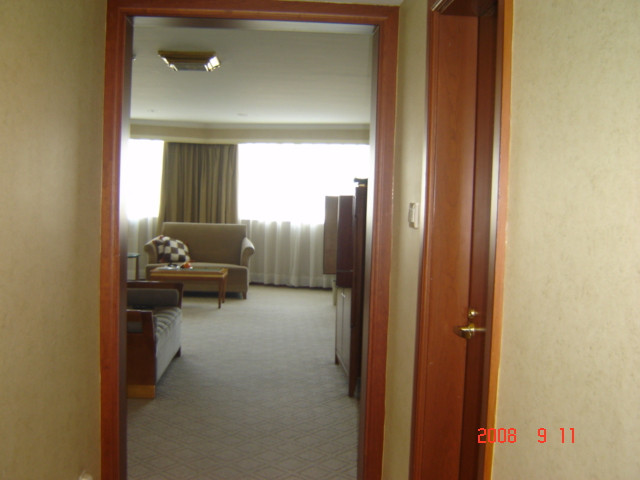 沈阳中山皇冠假日酒店主图