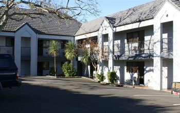 橡树汽车旅馆主图