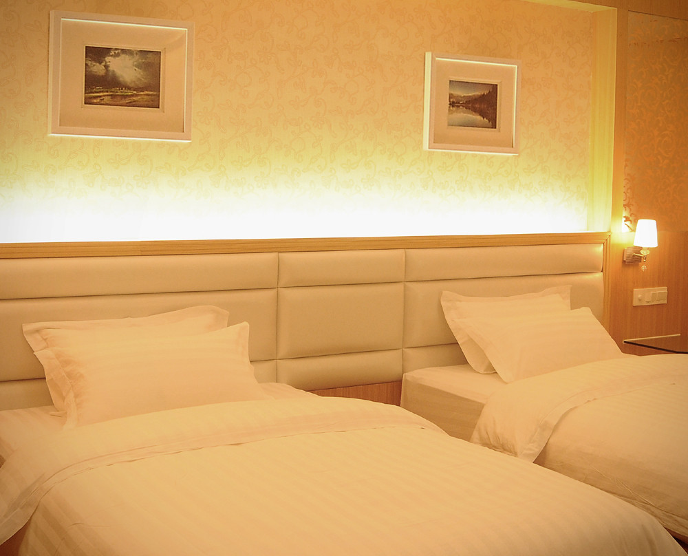 花园假日酒店 主图