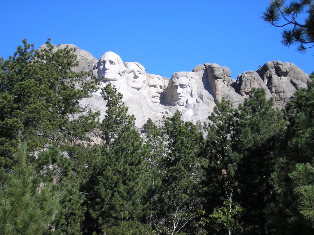拉什莫尔山国家纪念公园-基斯通必去景点