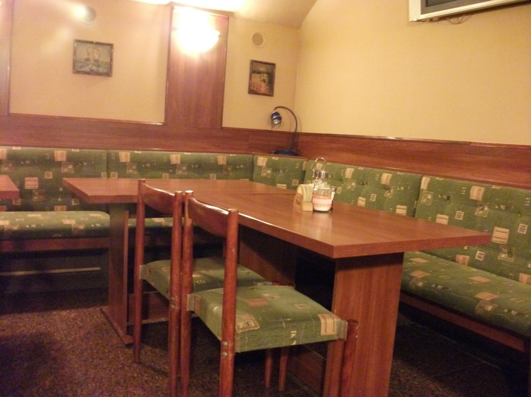 Cafe pizzeria MODENA