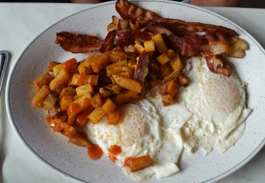 Dunnville Restaurant, Motel & Truck Stop