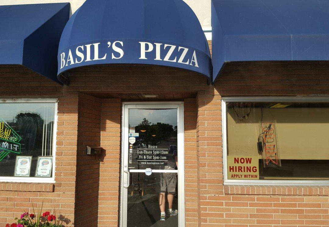 诺斯菲尔德餐馆和美食-Basil's Pizza Palace