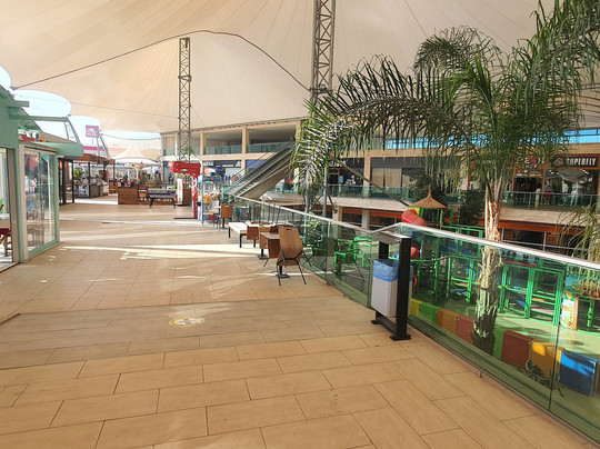 Karia Port Alisveris Merkezi