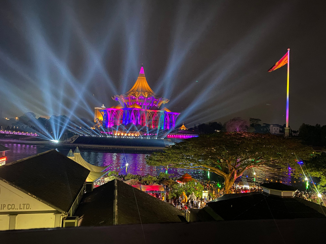 王后精品套房酒店主图