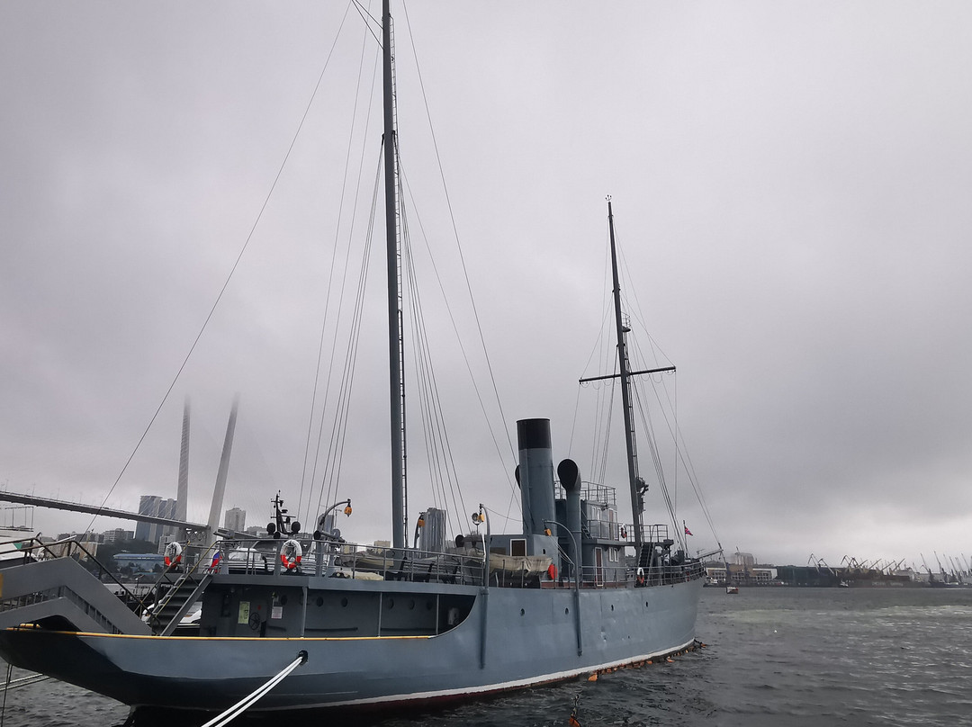 Memorial ship Krasny vympel-海参崴必去景点