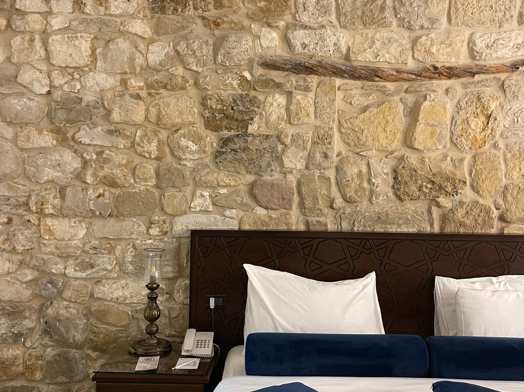 Old Village Resort主图