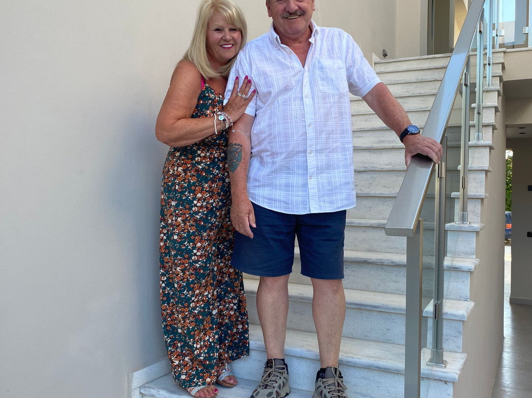 Pristine Hotel主图