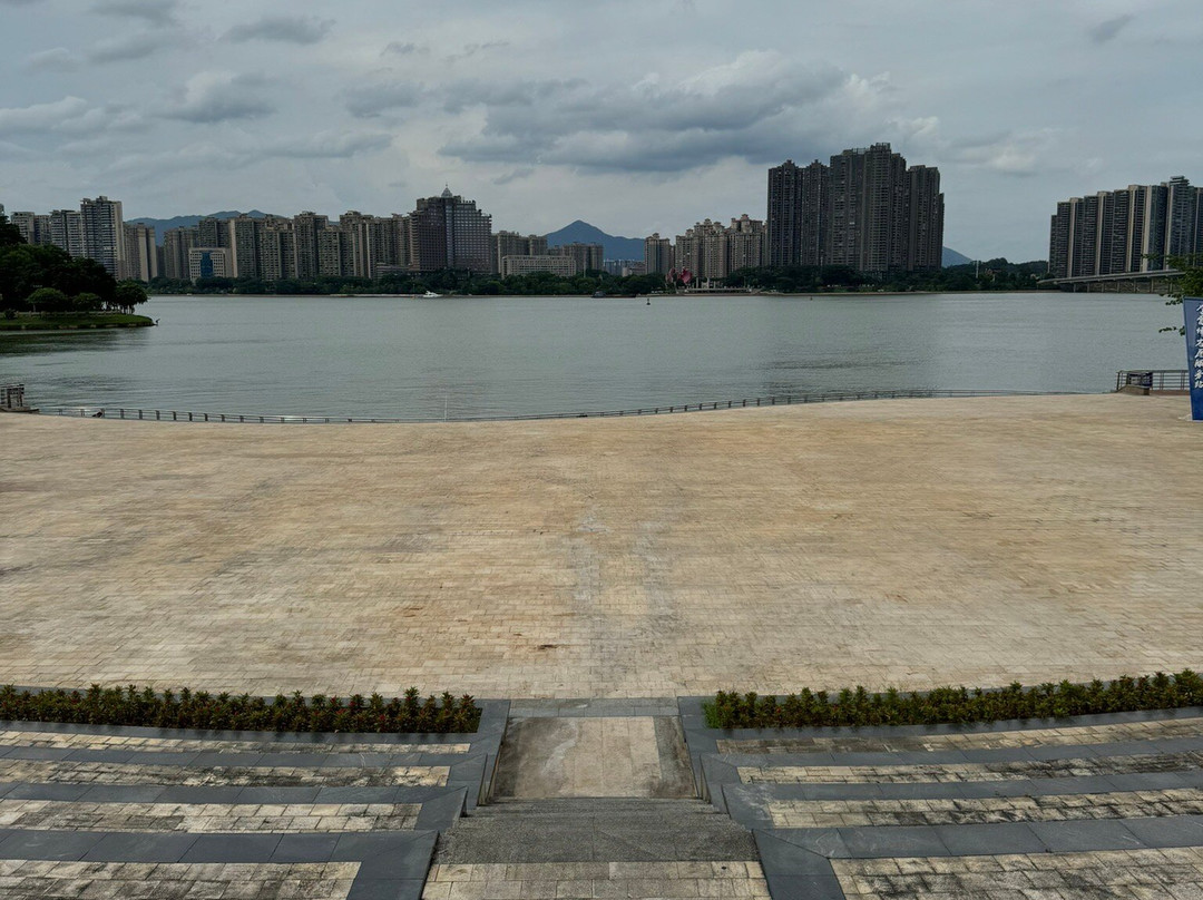 江滨公园景点图片