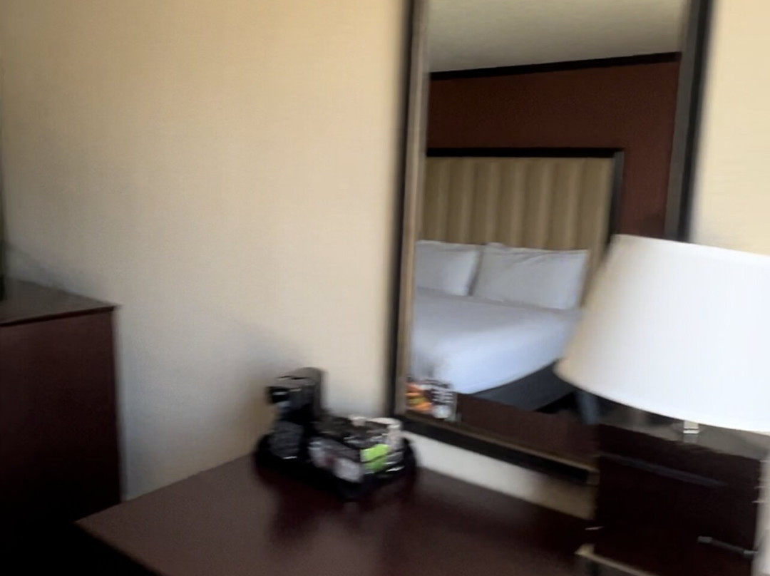 伯班克媒体中心假日酒店主图