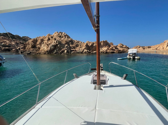 Binimar Charter Menorca-Fornells必去景点