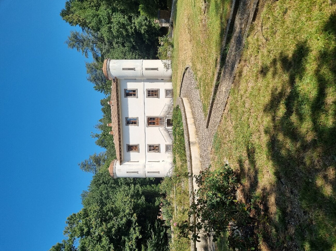 Villa Piercy-Bolotana必去景点