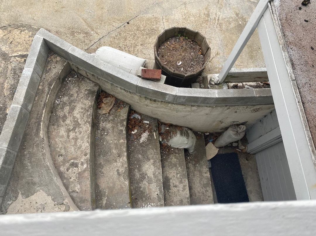 Tides Inn & Suites主图