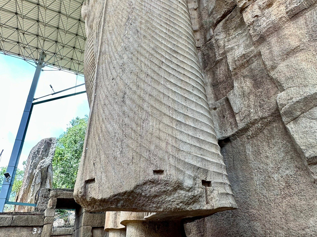 Avukana Buddha Statue-Kekirawa必去景点