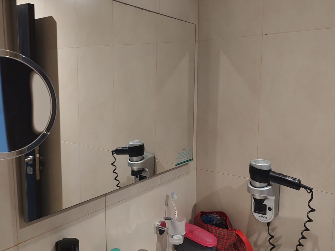 Maia Hotel Suites主图