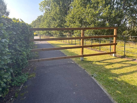 Oakwood Fence-威根必去景点