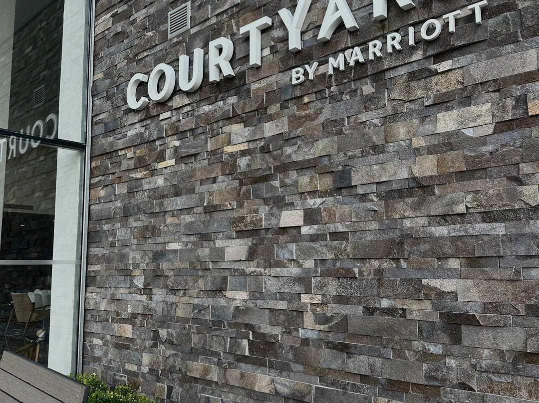 Courtyard San Luis Potosi, Los Lagos主图