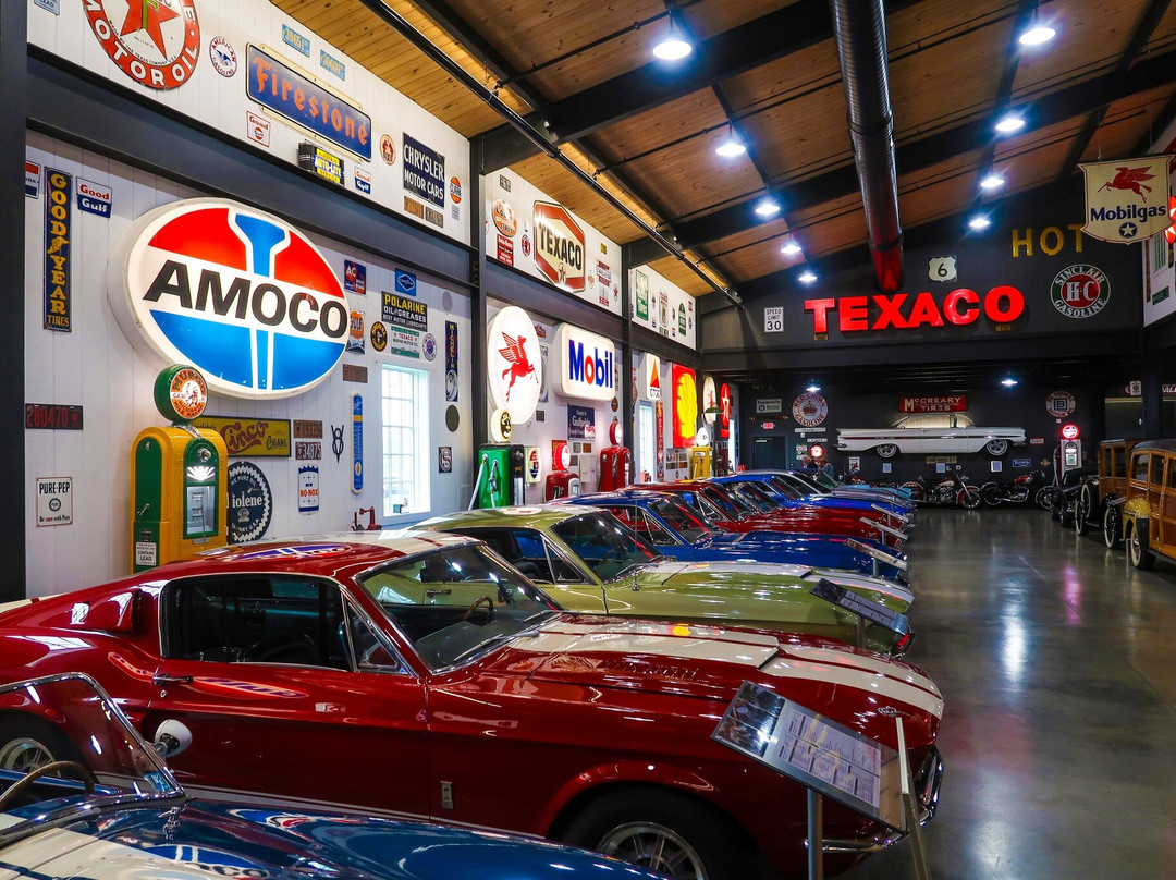 Barry's Car Barn景点图片