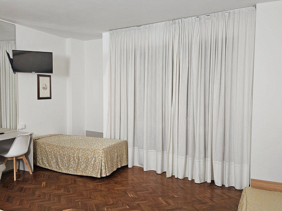 高尔夫大酒店主图