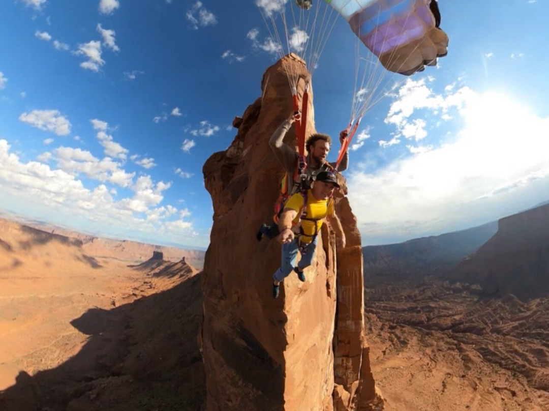 Base Jump Moab-莫阿布必去景点