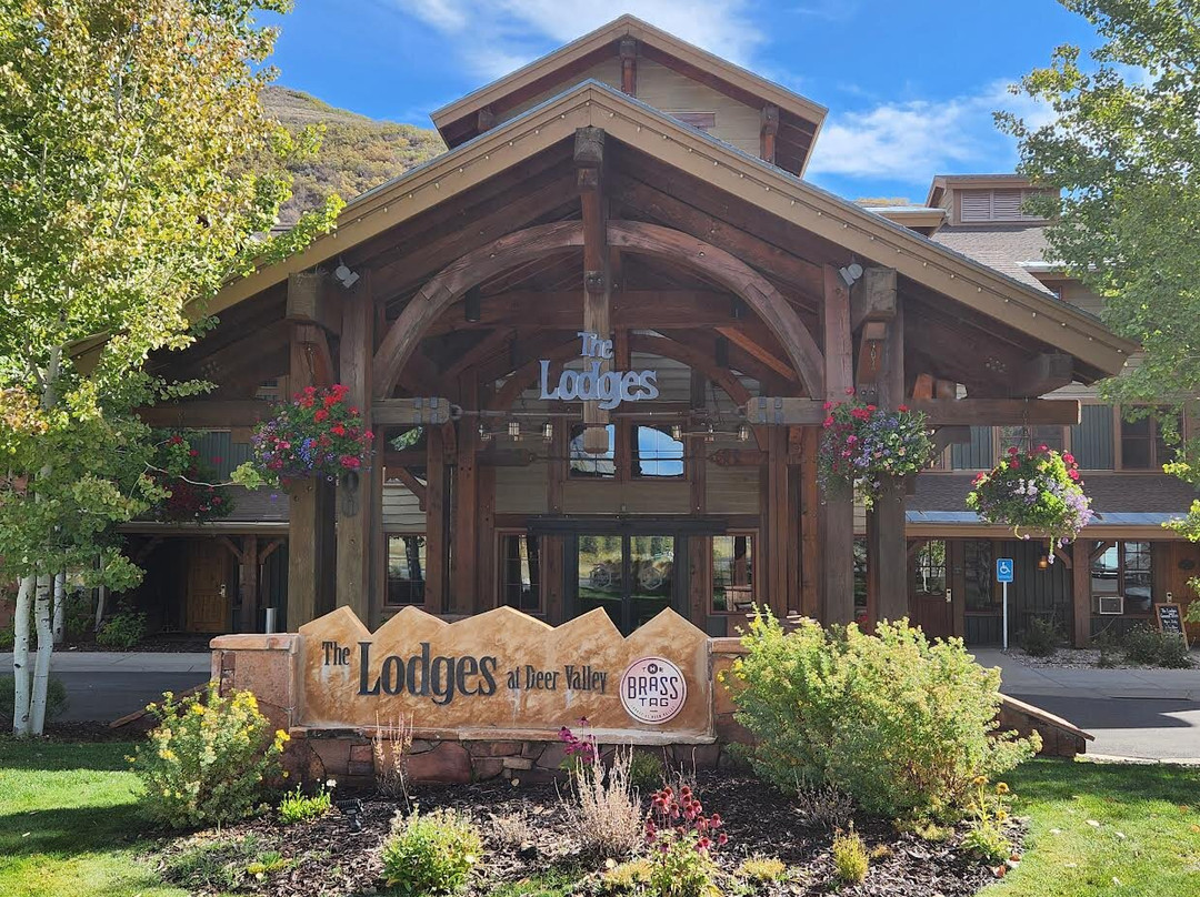 迪尔谷旅馆主图