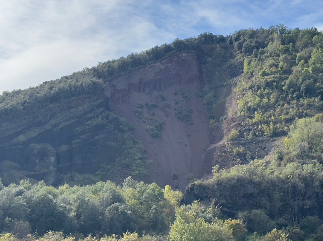 Volcan Croscat景点图片