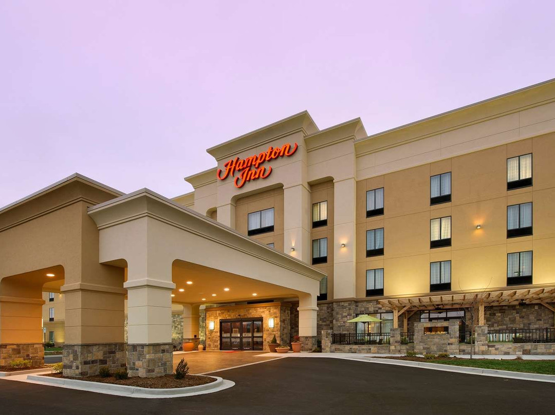 Hampton Inn Cleveland主图